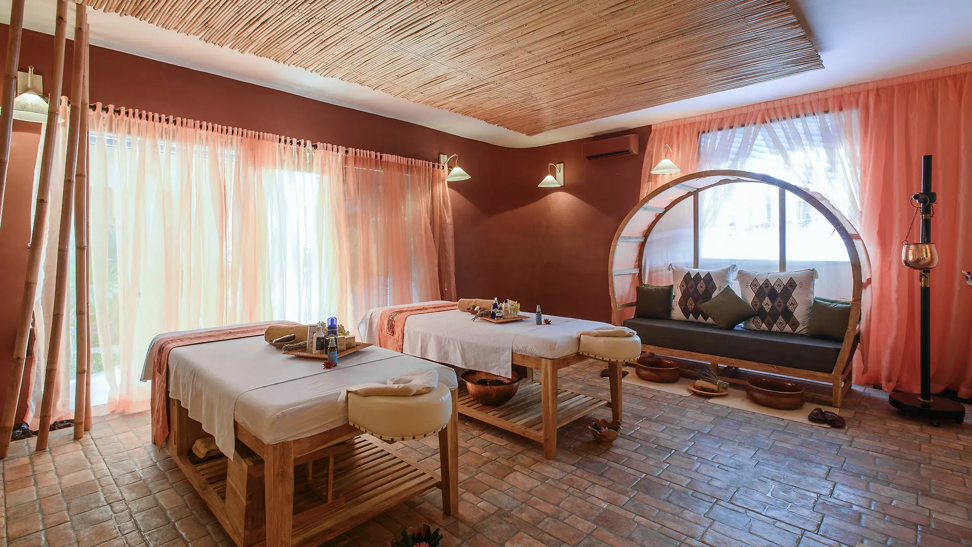 Seminyak Suites